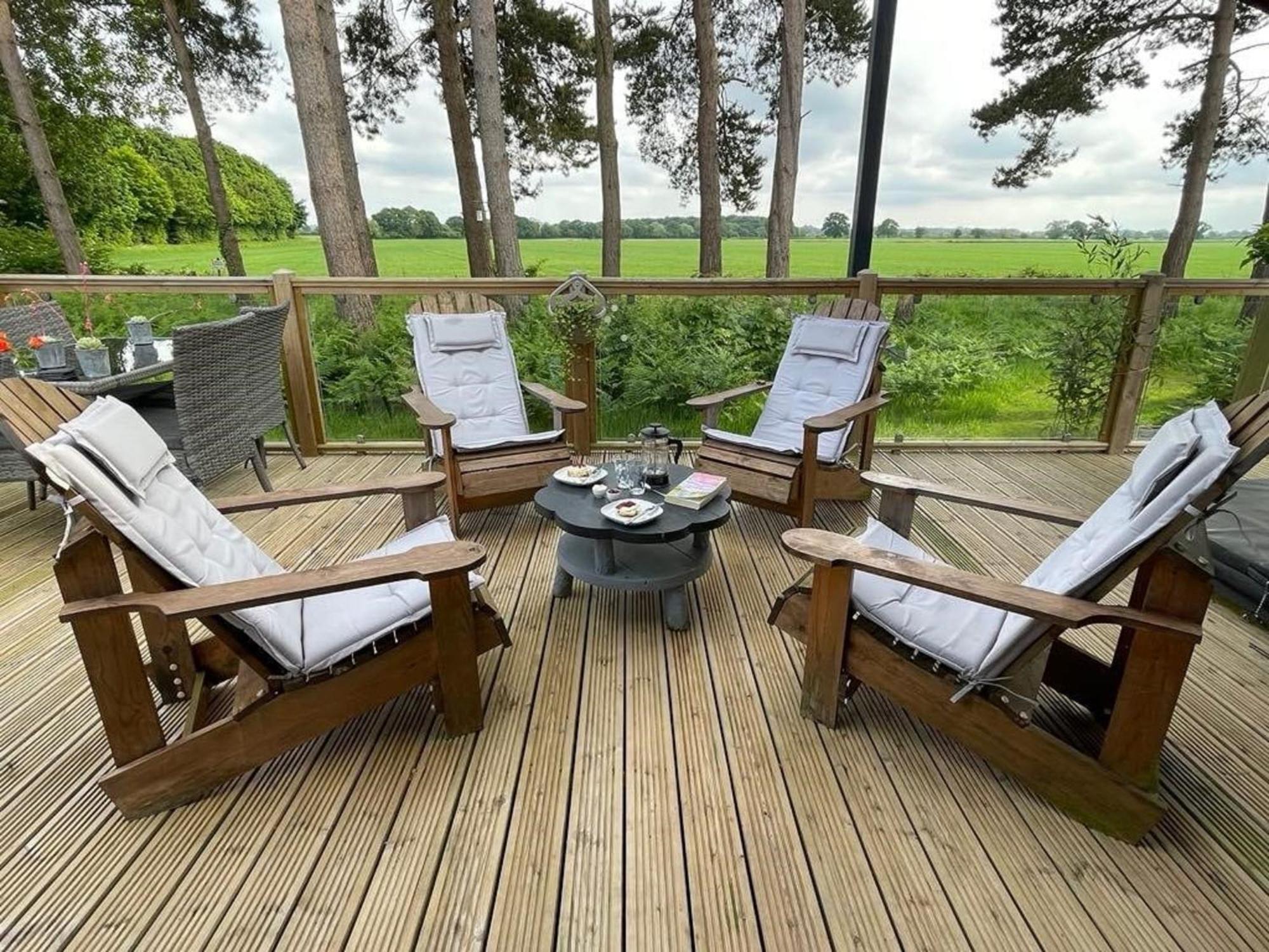 Hollicarrs - Wildflower Lodge York Exterior photo